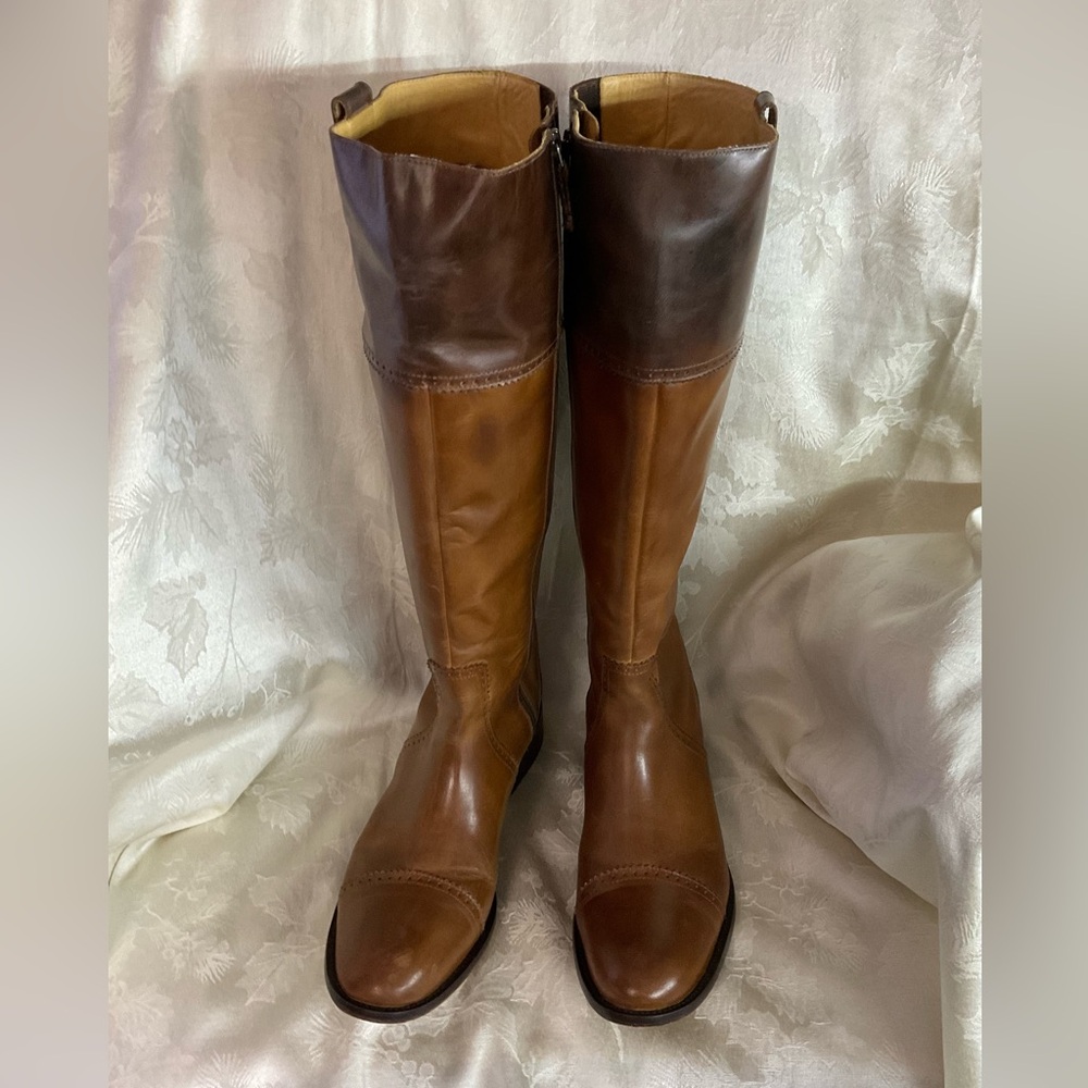 Luchesse Boots in original box